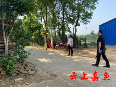 陆溪镇纪委严督查 助力环境卫生整治工作