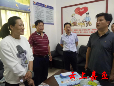 县医疗保障局开展医保基金监管宣传进社区活动