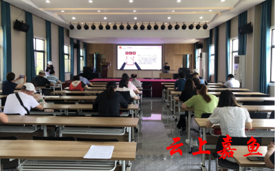 【文明嘉鱼】东街社区开展“普法讲堂”进社区活动