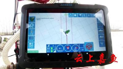 春耕又“上新”，看“北斗”插秧是啥样的？