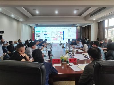 王永在调研交通运输工作座谈会上强调：要坚持“大交通”理念，增强交通承载能力和辐射能力，推动地方经济发展