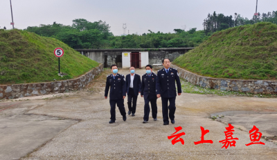 县领导开展民爆物品安全检查
