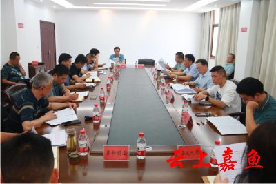 我县召开创建“文明诚信经营放心舒心消费示范街区、示范商户”推进会