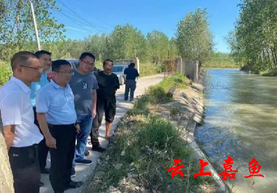 【抗旱减灾·我们在一线】簰洲湾镇纪委督查全镇抗旱减灾工作