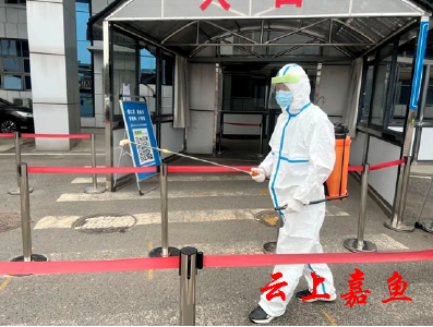 坚守一线防疫的“哨兵”