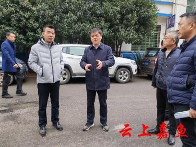 县领导督查创文重点点位达标建设工作