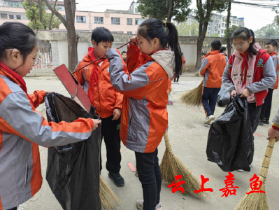 【文明嘉鱼】鱼岳镇茶庵社区：学雷锋树新风