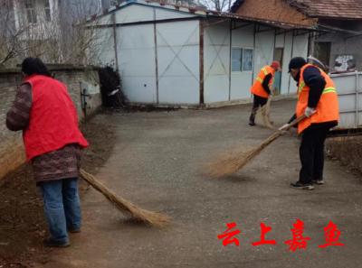 【文明嘉鱼】渡普镇：学雷锋勇担当