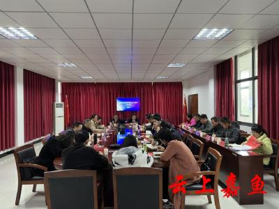 “加强基层治理 促进多元解纷”工作座谈会在嘉鱼召开