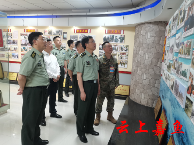省军区政治委员江勇来我县调研