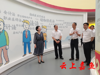 我县举行咸宁市国家安全教育示范点揭牌仪式