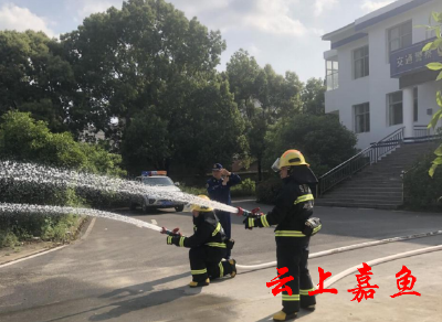 高铁岭镇消防救援所：抓好日常训练提升应急处置能力