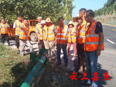 嘉鱼县：抓好农村公路养护人员管理培训