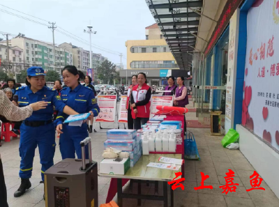 茶庵社区红十字会开展应急救护技能培训宣传活动