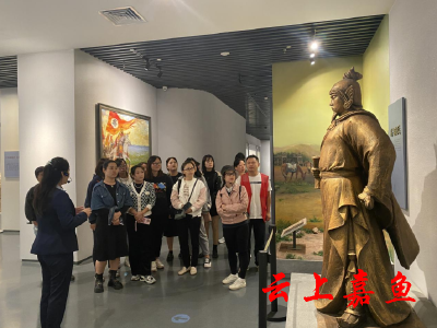 鱼岳镇三湖社区：铭记历史展望未来