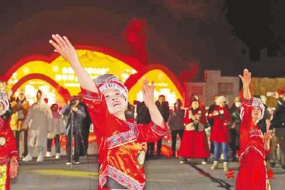 村晚庆丰年 欢歌迎新春 湖北300余场群众文化活动迎龙年