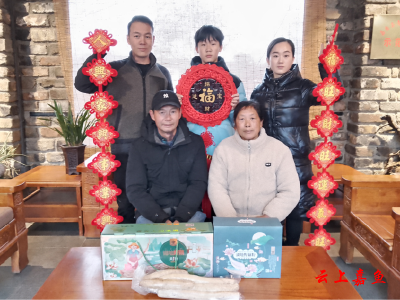   共话文明家风|唐攀家庭：走亲访友，过团圆幸福年