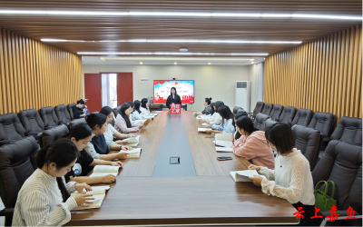 共青团嘉鱼县委“悦学习·跃青春”党的二十届三中全会青年宣讲会走进青年之家旗舰店  