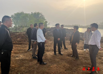 县领导赴渡普镇西凉湖开展湖长制调研活动