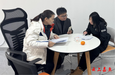 县科经局：政策宣讲进企业 转型升级促发展