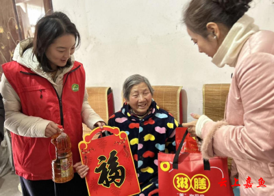 计生关怀暖人心 走访慰问显真情