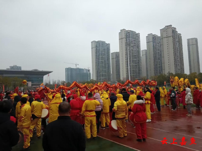 嘉鱼:正月舞龙庆新春