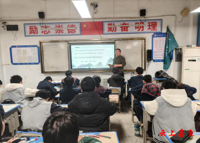 郭平：甘为绿叶 静候花开