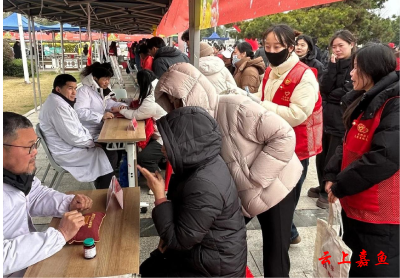 县中医医院开展学雷锋志愿服务系列活动