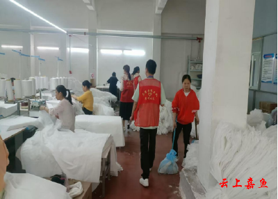鱼岳镇东街社区织密安全防护网 筑牢“五一”假期安全防线