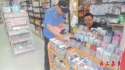 县城管综合执法大队深入开展全民国家安全教育日宣传活动