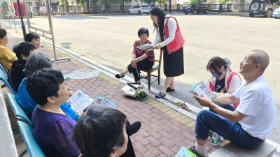 鱼岳镇北街社区开展《民法典》宣传活动，推动法治精神深入人心