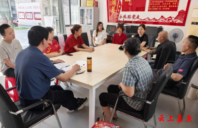 人大代表进小区 助推“人民议事厅”显成效