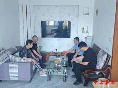 县退役军人事务局开展常态化联系退役军人工作