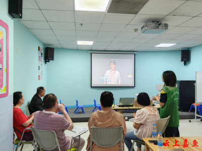 嘉鱼县开展“心随歌动·乐享时光”音乐赋能联谊会