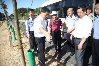 政府主导 公安主抓 部门协同 副市长、市公安局长胡甲文突访通城检查公共安全和派出所建设