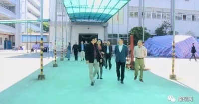 刘明灯到正达光电参观考察