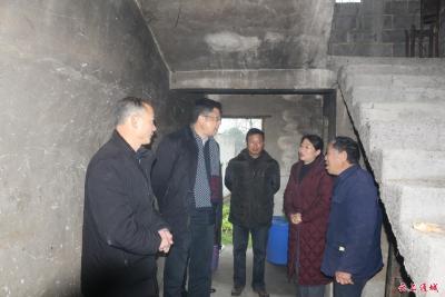 【新春走基层】熊亚平深入大坪乡走访慰问困难老党员
