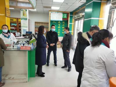 咸宁市防控指挥部企业服务组来通城督查疫情防控工作
