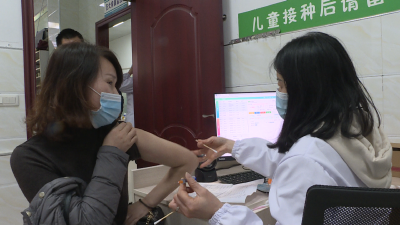 通城：市民对新冠病毒疫苗怎么看？我接种，我安全！
