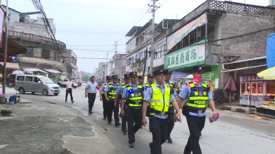 塘湖镇持续开展社会治安巡逻  提升居民安全感