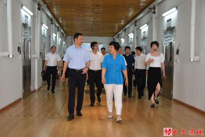 刘中英率队赴赤壁开展省内区域协作帮扶对接活动