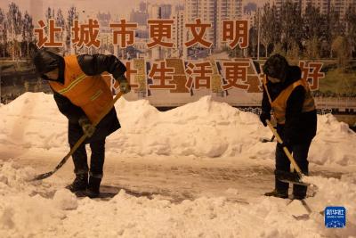 雪停人不歇——他们彻夜奋战除冰雪！