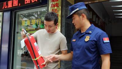 通城县图书馆：加强消防安全培训 打造安全阅读环境