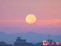 图集丨“超级月亮”升上来 你在通城看到了吗~