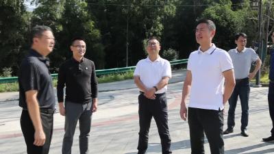 安徽省池州市林业局来通城考察