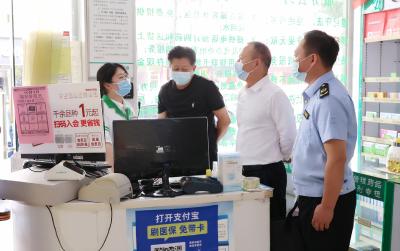 咸宁市市场监督管理局来通城督导检查“四大安全”和保供稳价工作