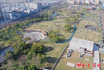 新华社关注武汉老城区水环境治理：昔日臭水沟变成休闲好去处