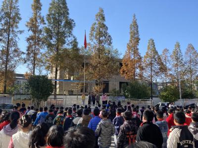 通城县大坪乡杨部小学：爱自己反欺凌 共建美好明天