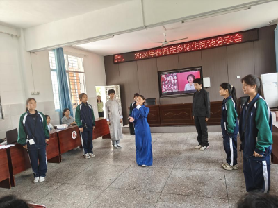 和阅读为伴 与书香同行｜通城县四庄乡举办师生阅读分享会