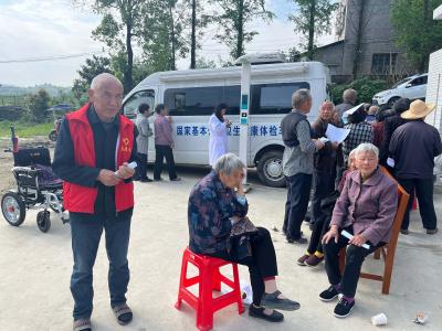 通城县关刀镇：党建引领惠民生 惠老服务零距离